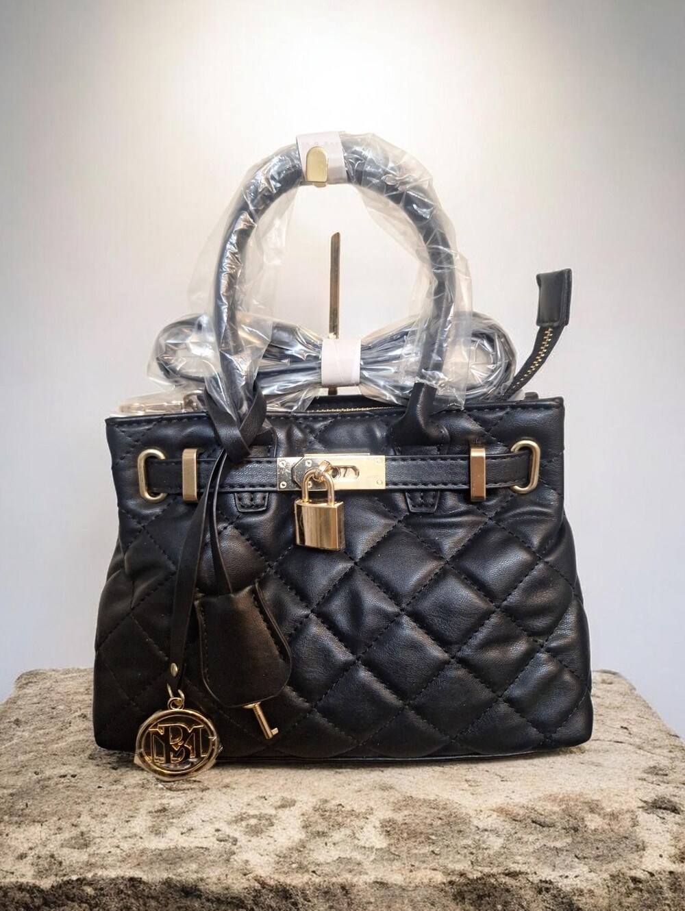 NWT Badgley Mishka Small Diamond Quilted Tote Bag With Front Lock